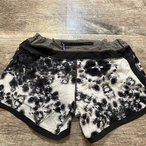 Lululemon groovy run shorts